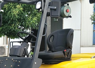 HEAVY DUTY FORKLIFTS