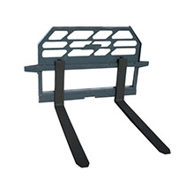 Paletforks: "Image of heavy machinery attachment: pallet forks used for lifting, transporting, and stacking heavy loads such as construction materials, product pallets, and industrial supplies in warehouses and construction sites."