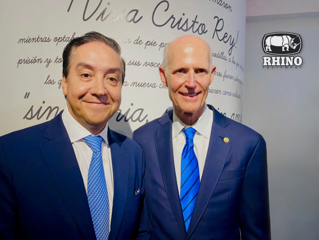 Rick Scott, Senator of Florida and Javier Cárdenas, CEO of Rhino Equipment