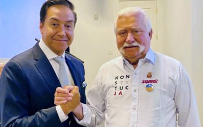 Lech Walesa, ex-president of Poland and Javier Cárdenas, President and CEO Rhino Equipment